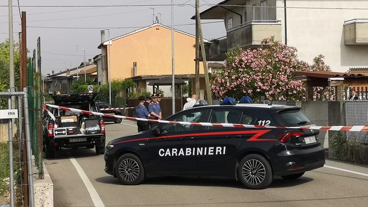 I carabinieri di San Bonifacio sul luogo del delitto (Diennefoto)