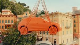 Un'immagine dal video che annuncia lo stop della Fiat alle vetture color grigio