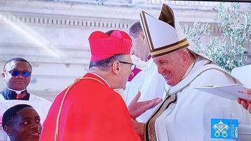 Monsignor Gugerotti con Papa Francesco