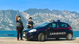 I controlli dei carabinieri sul lago di Garda