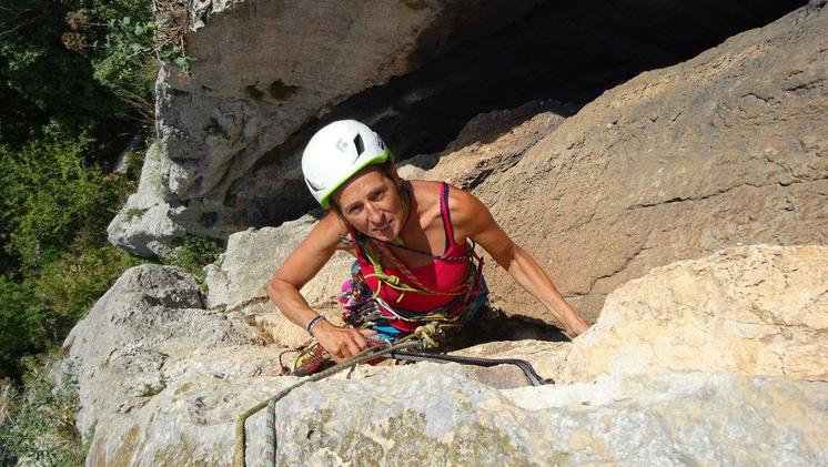 Giuliana Steccanella durante una scalata