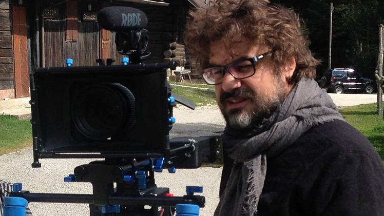 Il regista Luca Caserta