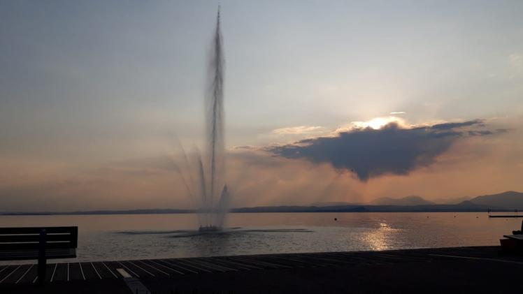 La fontana dei marinai a Bardolino ((foto Joppi)