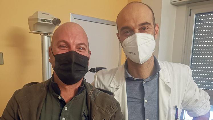 Paziente e medico: a sinistra Nicola Tregnaghi, a destra Pietro Viola