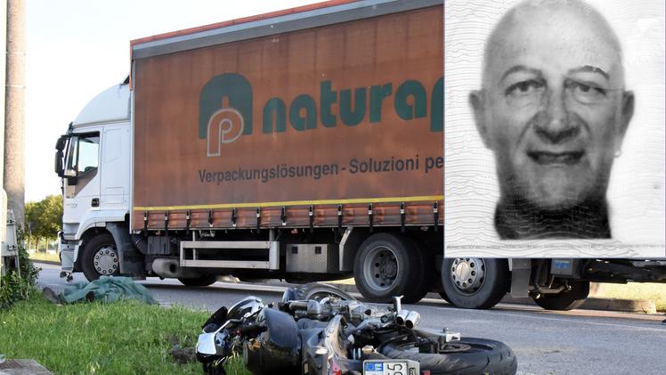 Stefano Perinoni è morto nello scontro fra la sua moto e un camion (Diennefoto)