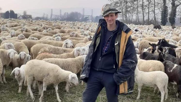 Manuel Carotta ha scelto a 18 anni di diventare pastore (GREGOLIN)