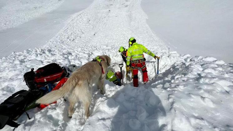 Uno sciatore è morto dopo essere stato travolto da una valanga in Valle d'Aosta (foto Archivio)